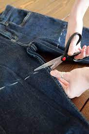 Tái chế quần Jean cũ thành quần lửng